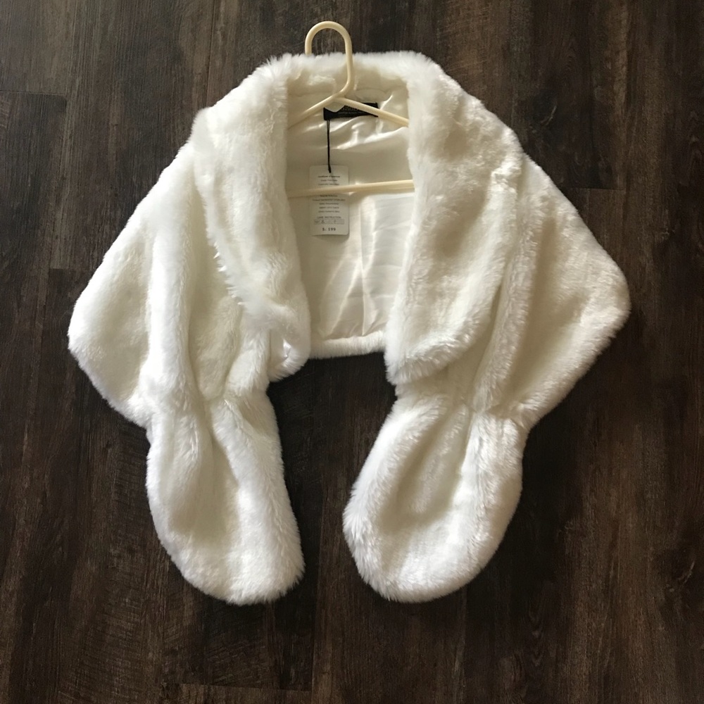 Faux fur shawl